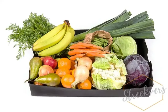 Fruitbox van Streekvers gevuld met appels, peren en mandarijnen